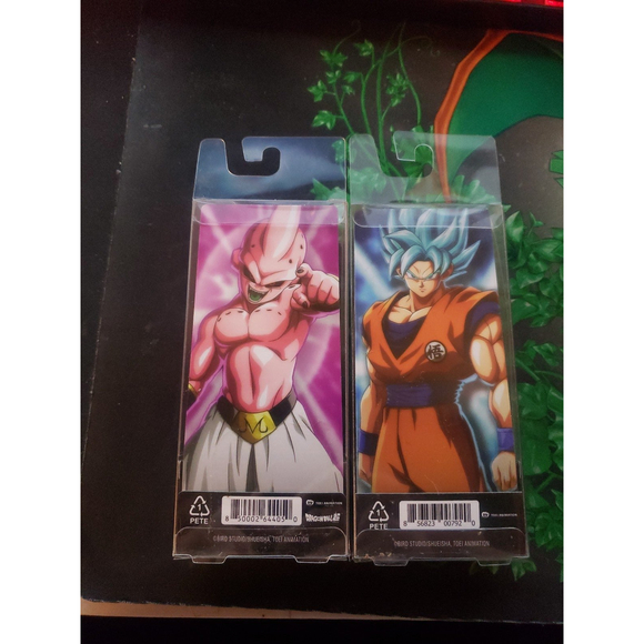 Kid buu and Goku Figpins - Picture 2 of 2
